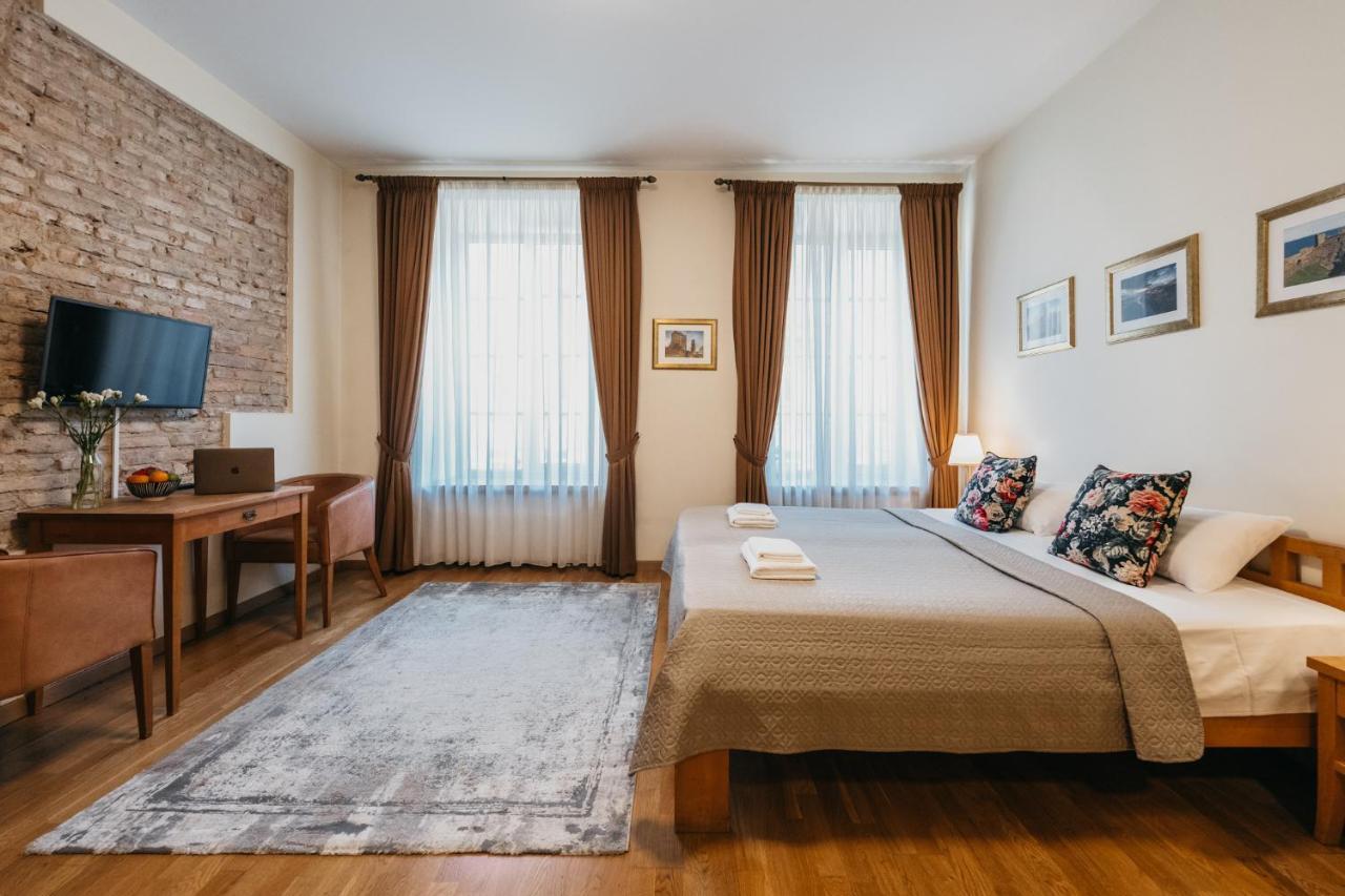 Cathedral Old Town Suites Vilna Habitación foto